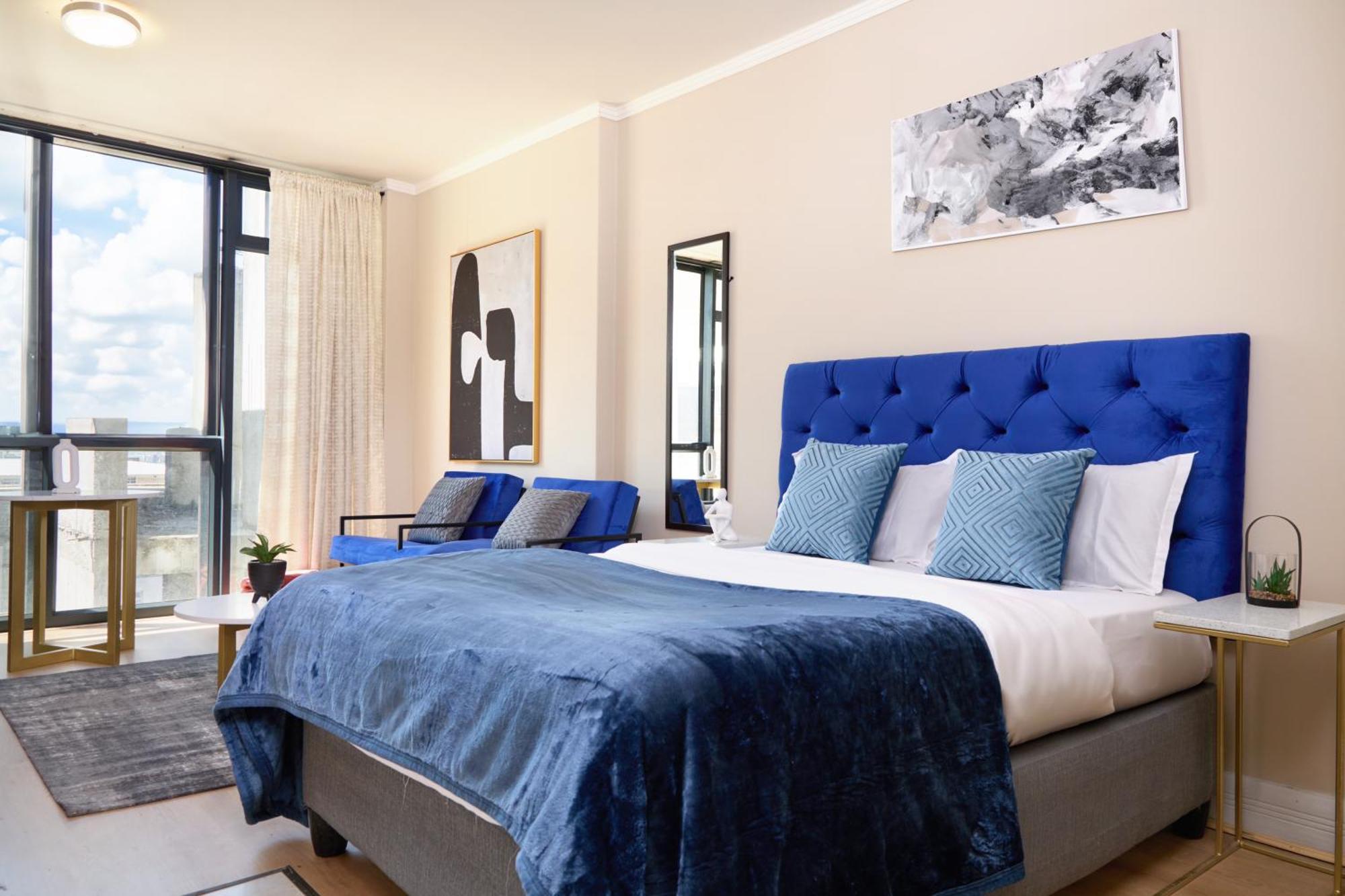 The Four Seasons Apartment *